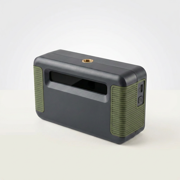 Golf Launch Monitor Built for Precision Training, Dual Doppler Radar, Photometric Cameras, Portable Design — Studio Shot